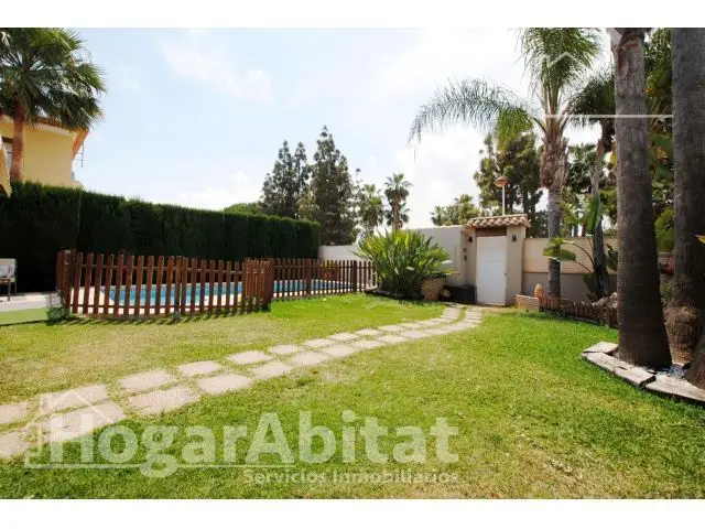 Villa Espectacular con Piscina Privada y Gran Terraza
