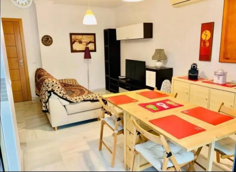 Apartamento en Fuengirola Costa del Sol 2 Dormitorios Frente al Mar