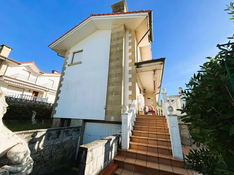 Venta Casa con calefacción en Castillo Arnuero
