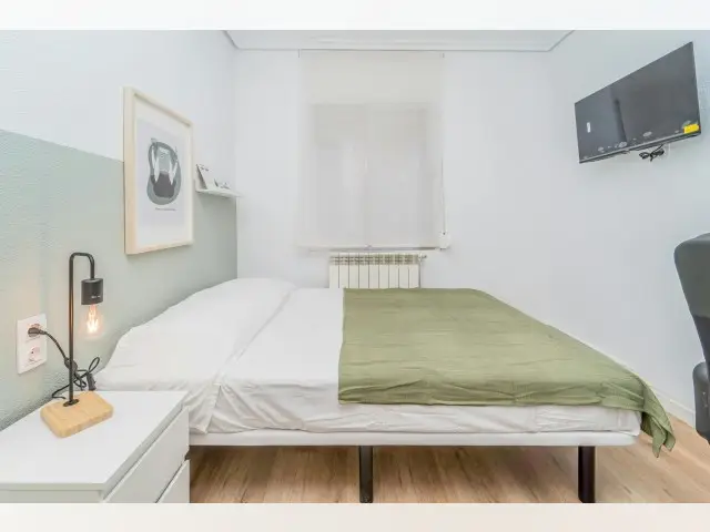 Habitacion Alquiler Valladolid Estudiantes Profesionales Amueblada