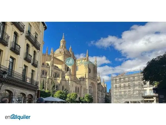 Alquiler Piso Amueblado Plaza Mayor 4 Dormitorios Estudiantes