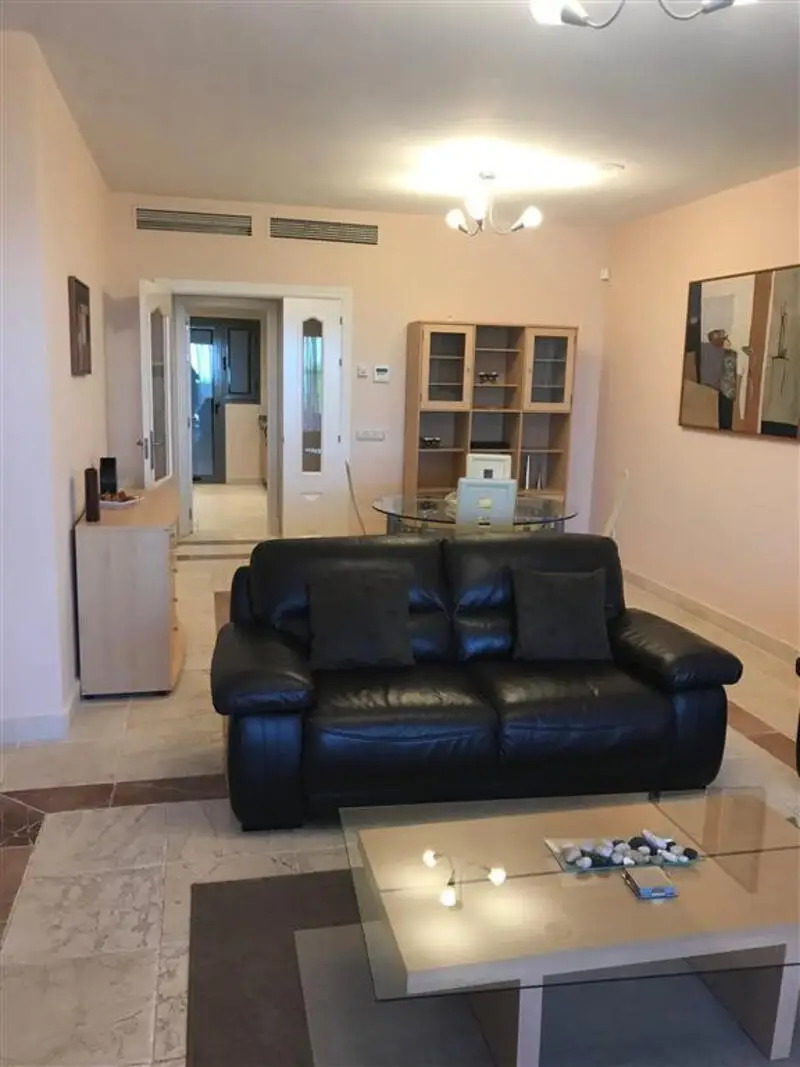 Apartamento 2 Dormitorios Benahavis Vistas Impresionantes