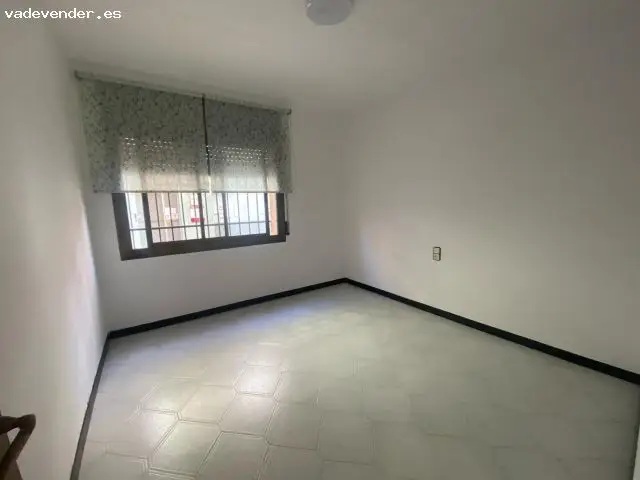 Planta Baja con Garaje en el Centro de Argentona