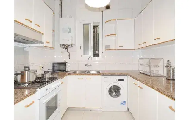 Apartamento Moderno 2 Dormitorios en Barcelona Centro