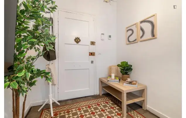 Apartamento 6 Dormitorios Barcelona Estudiantes Trabajadores