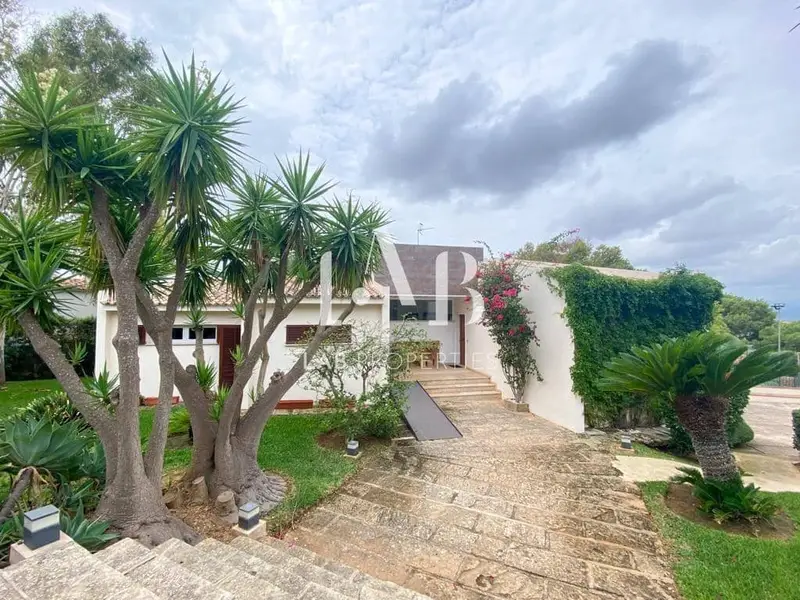 Chalet en venta Mallorca 994m2 5 habitaciones piscina