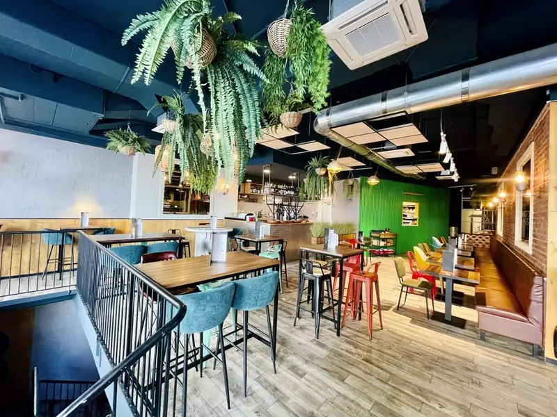 Restaurante en Palma Centro 318m2 157 comensales