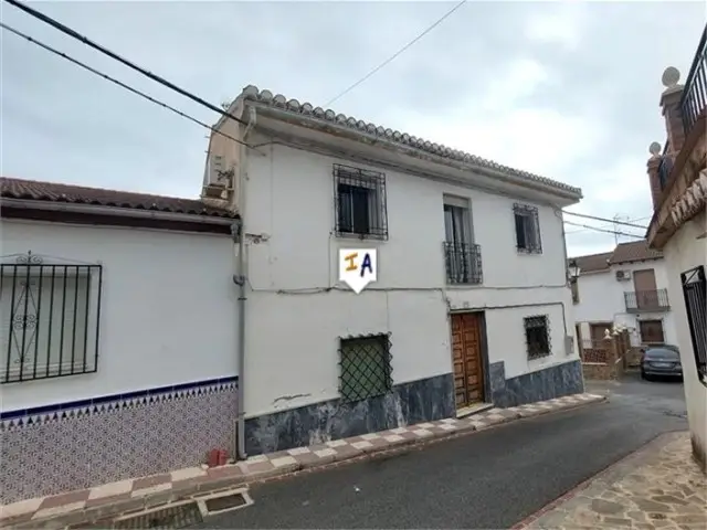 Adosado en Tozar 3 Dormitorios 2 Baños 228m2