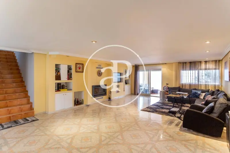 Chalet en Venta en Turis Valencia
