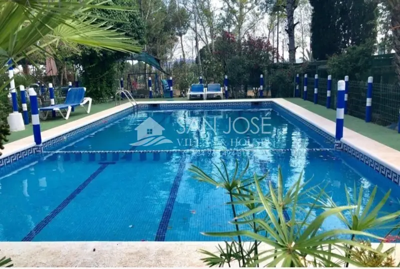 Casa con Piscina en Crevillent BARRANCO SAN CAYETANO
