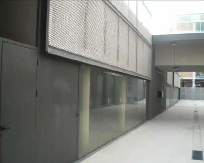 Local en Venta 57m² Sant Adrià de Besòs