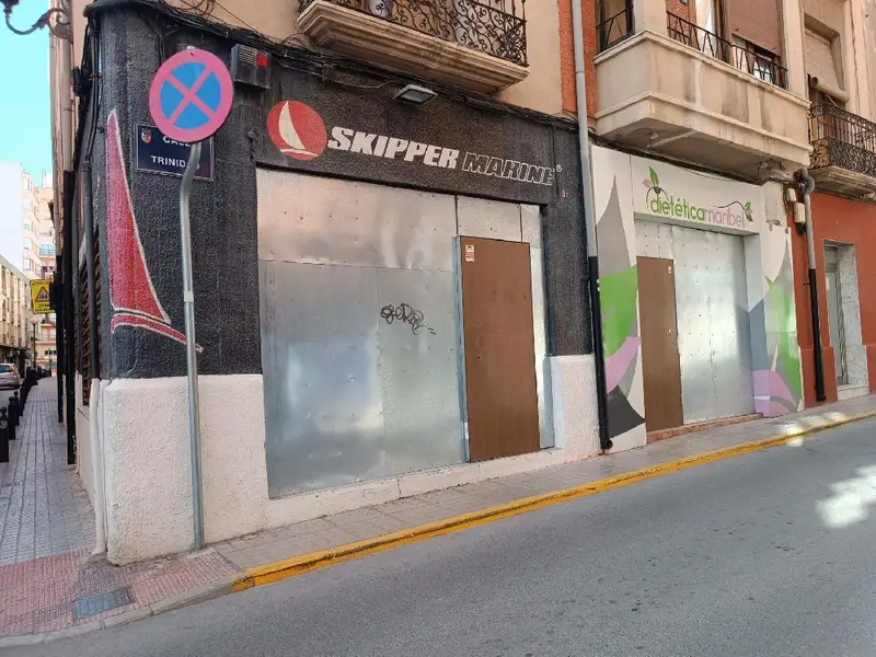 Venta Local Comercial Villena 158m2 Estrenar