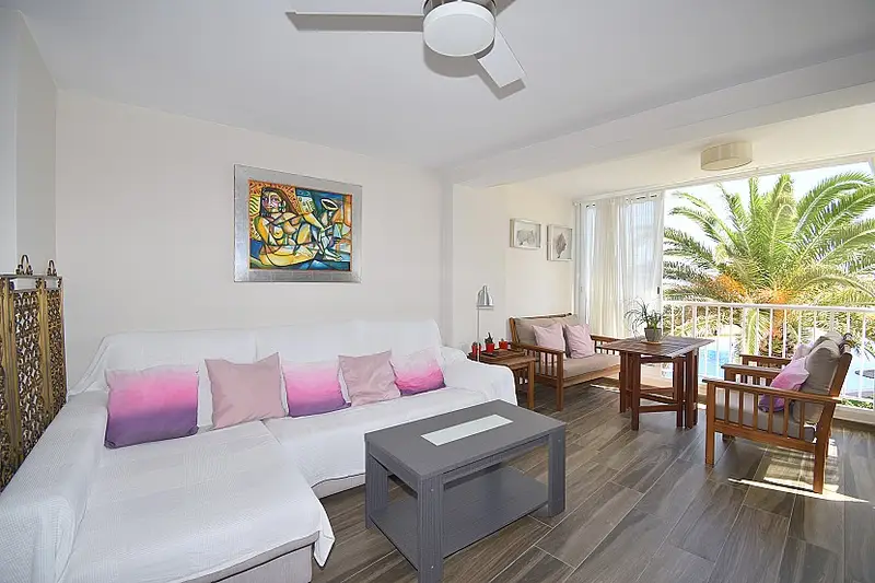 Apartamento 3 Dormitorios El Perellonet Vistas al Mar
