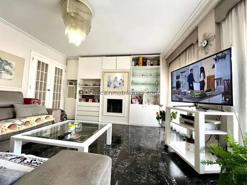 Piso en venta en Elche 180m2 5 dormitorios 2 baños Amueblado