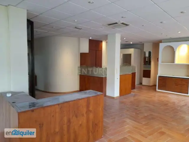 Alquiler Local Comercial Majadahonda 234m2  Alto Transito