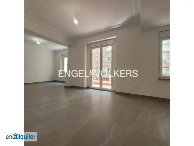 Alquiler piso ascensor y terraza Sur