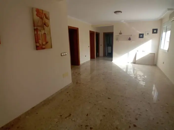 Apartamento 3 Dormitorios Cerca del Paseo Marítimo