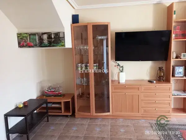 Adosado en Uruñuela La Rioja Amueblado Jardin Bodega