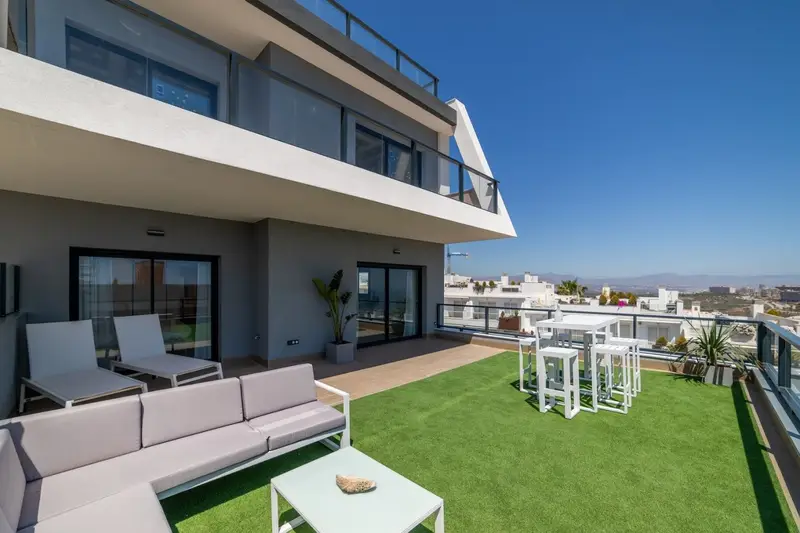 Apartamentos en Gran Alacant con Vistas al Mar