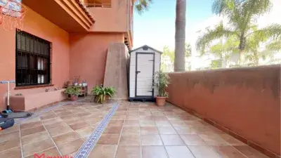 Apartamento en Playa Granada con Domótica y Plaza de Parking