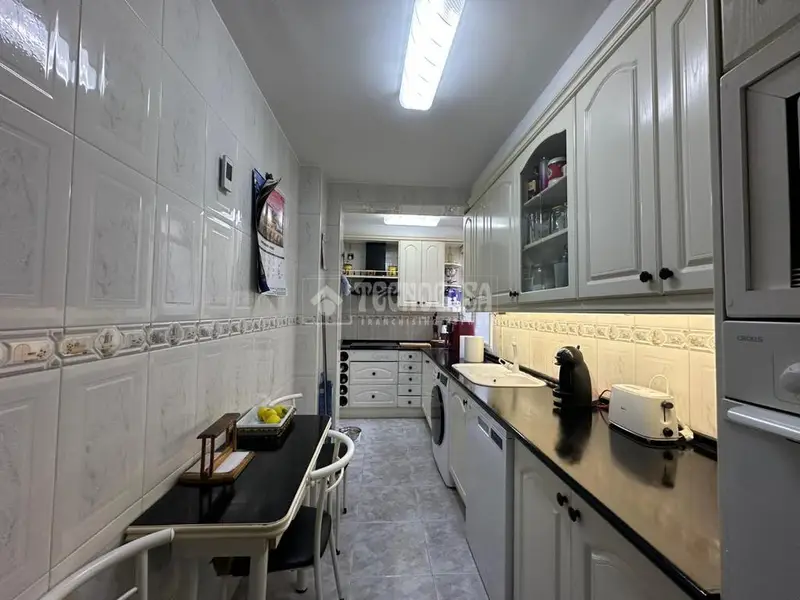 Piso en venta en C. la Haya