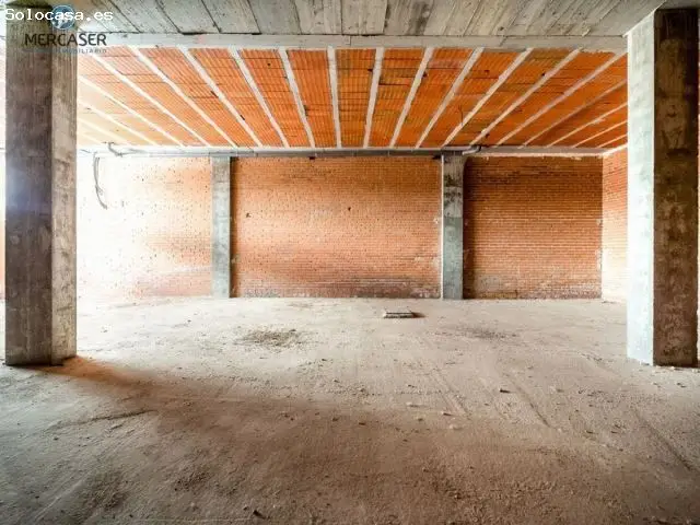 Oficina en Venta en Guadalajara con 4 Plazas de Garaje