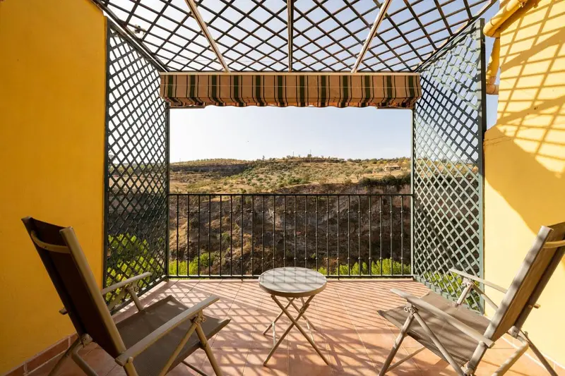 Casa en Alhama de Granada con Vistas al Tajo