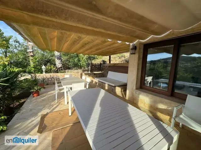 Chalet en Alquiler Anual en Sant Josep 4 Dormitorios 4 Baños Piscina