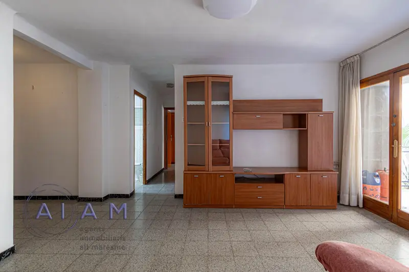 Venta Piso con Terraza en Calella 3 Dormitorios Cerca Playa