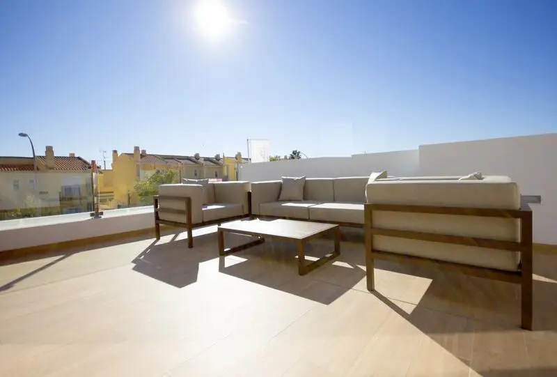 Villa en Venta El Campello 3 Dormitorios Piscina Privada Cerca de la Playa