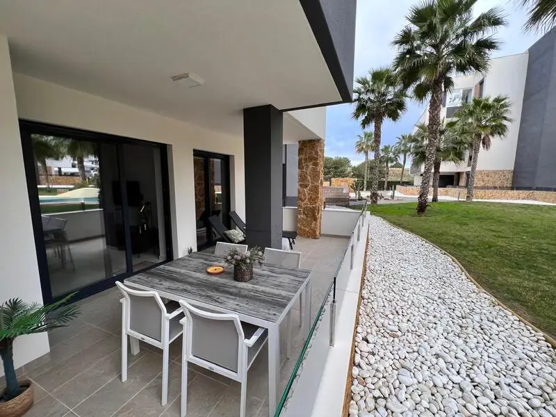 Apartamento 2 Dormitorios Orihuela Costa Amueblado con Garaje y Licencia Turistica
