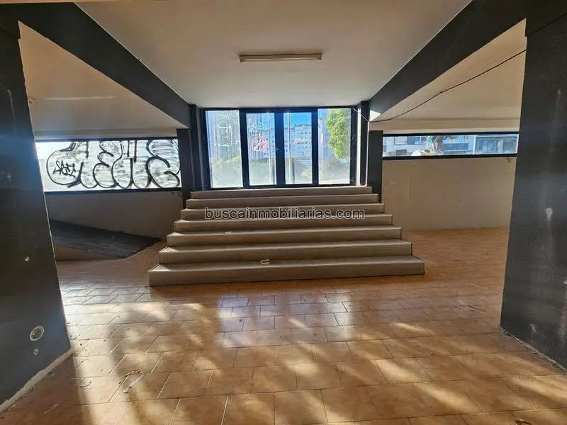 Local Comercial en Venta Santiago de Compostela Ensanche 1200m2