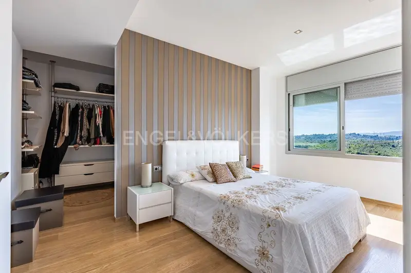 Casa en Castellbisbal con Piscina y Jardín