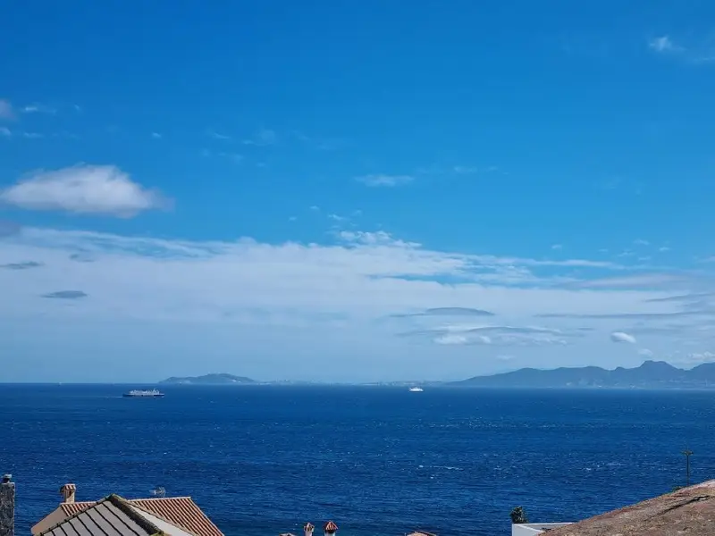 Villa con Jardin en Faro Punta Carnero Algeciras