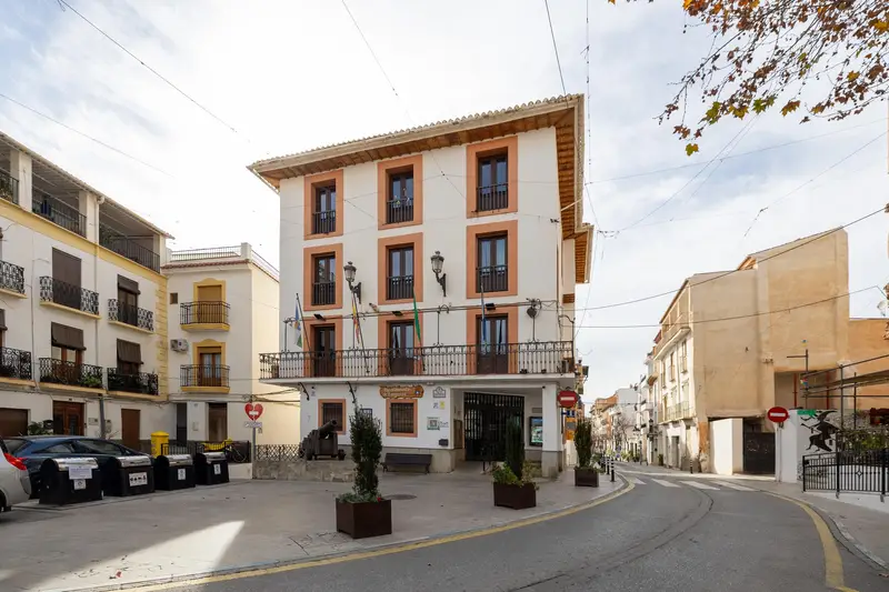 Venta Solar Lanjarón 290m2 Edificable Cerca Servicios