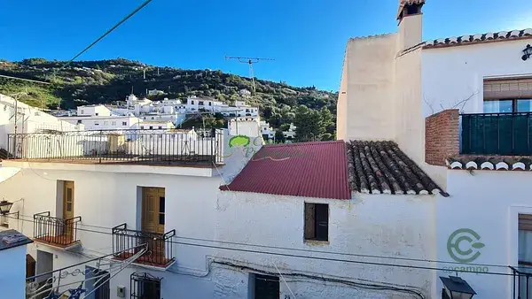 Casa en Sayalonga 3 dormitorios 1 bano jardin 80m2