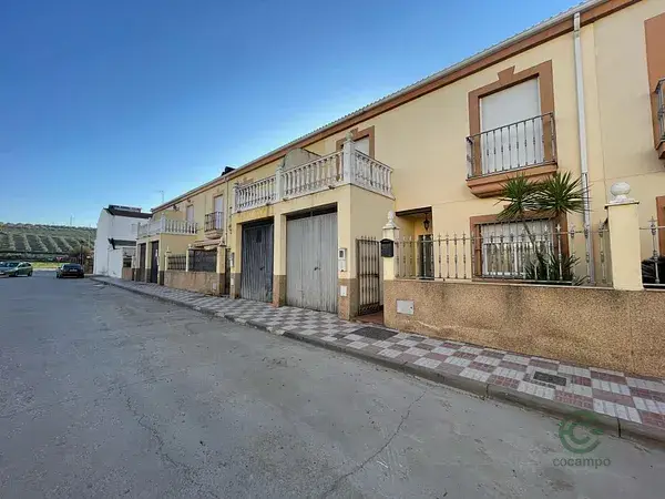 Casa Adosada en Villanueva de la Reina Jaen