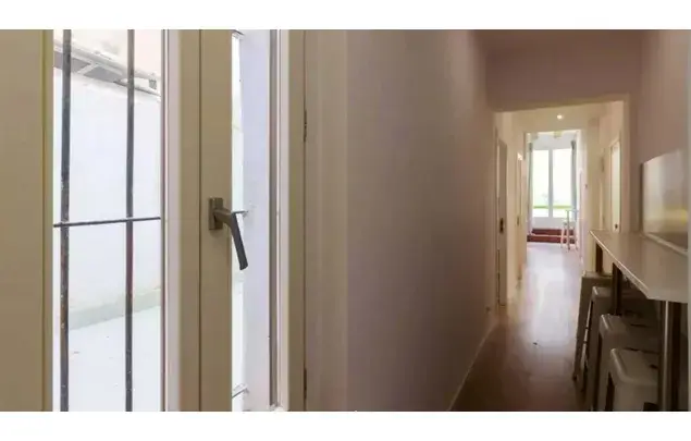 Habitaci
ón 167m
² Barcelona Alquiler Larga Temporada