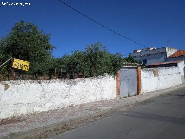 Parcela Urbana Sierra de Fuentes 300m2 Casita 45m2