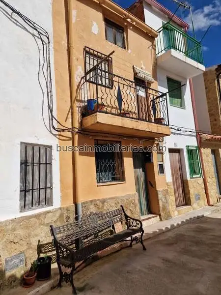 Chalet Pareado en Villar del Humo Cuenca