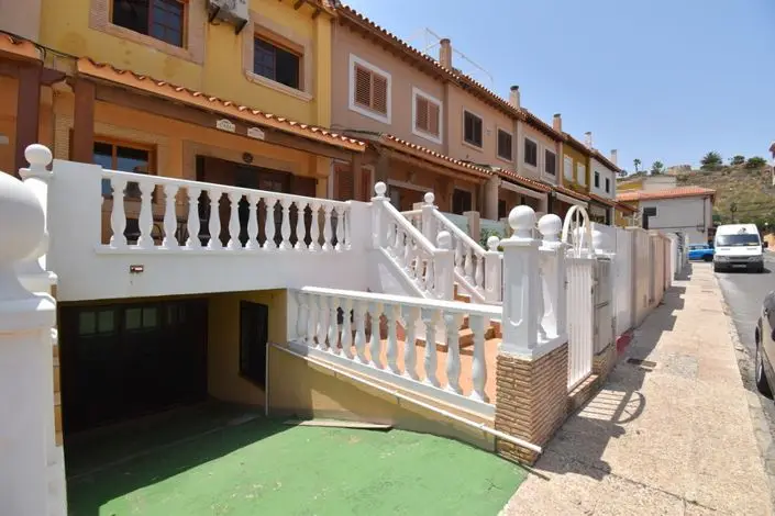 Adosado en La Mata 2 Dormitorios 2 Baños Cerca de la Playa