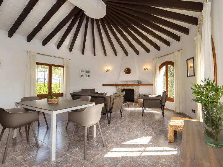 Casa-Villa de 2 Dormitorios alquiler Benissa, España