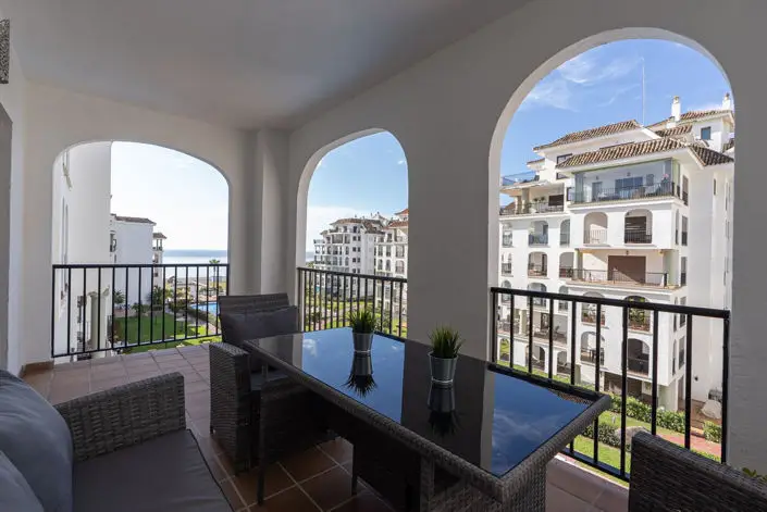Apartamento 2 Dormitorios en Marina Duquesa - Cerca de la Playa