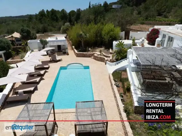 Finca de 7 Dormitorios con Piscina en Santa Gertrudis Alquiler Anual