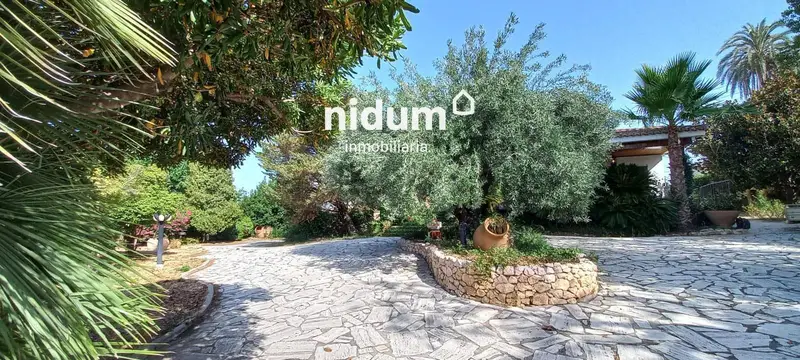 Chalet en venta en Canals, Valencia