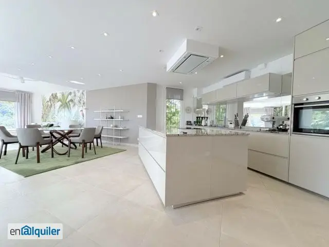 Alquiler Villa Calahonda 3 Dormitorios Piscina Jacuzzi