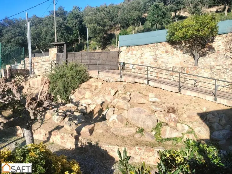 Masia con Piscina y Vistas Panoramicas en Palafolls