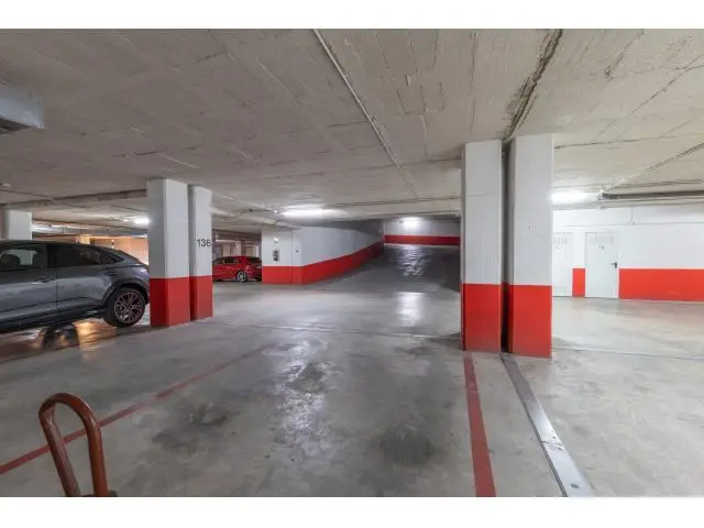 Plaza Garaje PTS Urbanizacion Privada Amplia Comoda