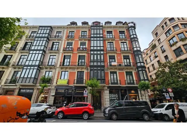 Atico 200m2 Ensanche Bilbaino 8 Balcones Lujo
