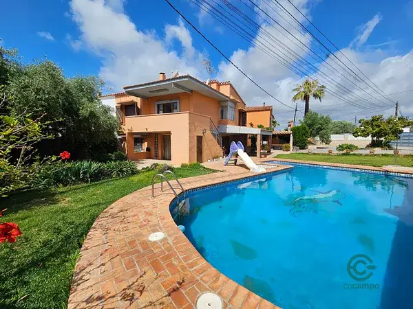 Villa de Lujo en Torrenostra con Piscina Privada